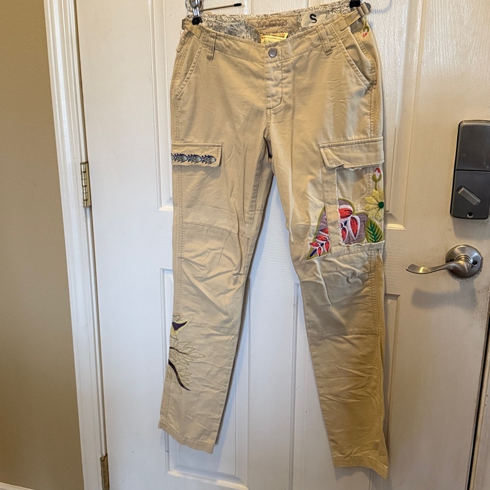 Da Nang Beige Cargo Pants with Floral Embroidery